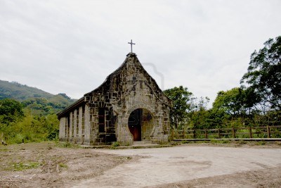 9339448-antica-chiesa-di-pietra-a-taiwan