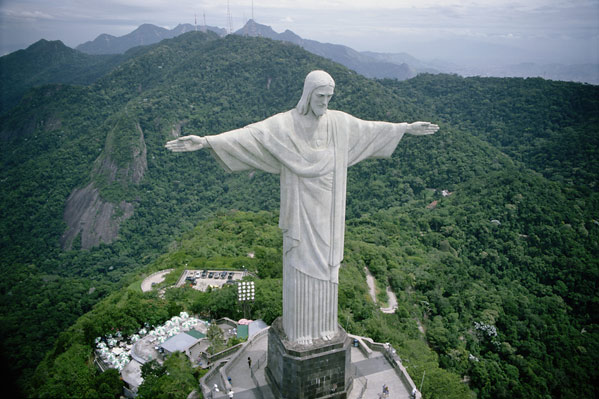 Il-Cristo-re-di-Brasilia
