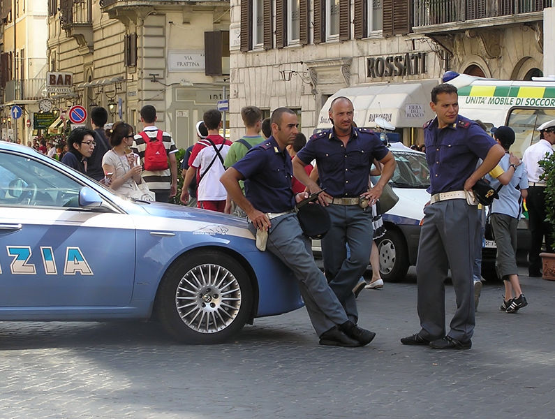 795px-polizia.di.stato.arp