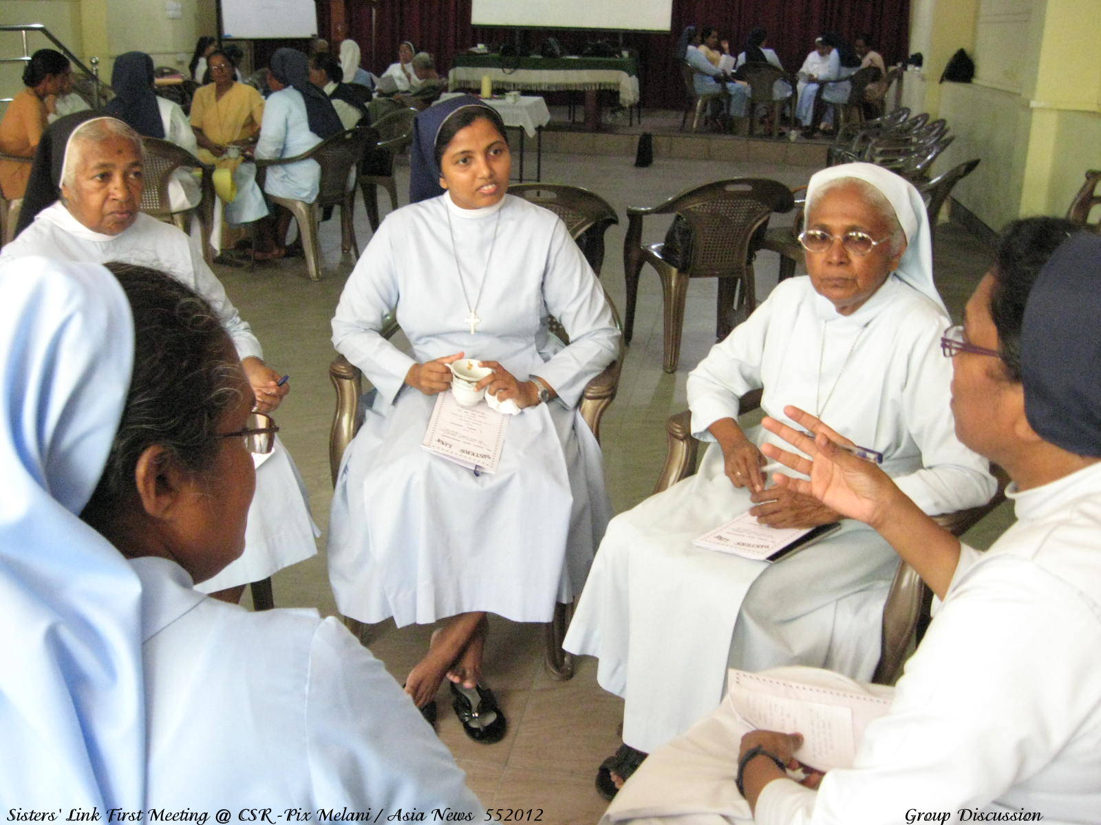 SRI_LANKA_F_0507__suore_e_problemi_sociali