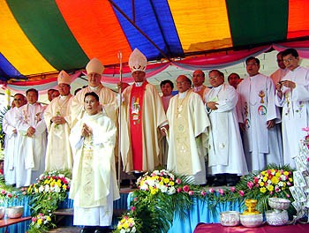 laos_-_prete_350_x_264_foto_asianews