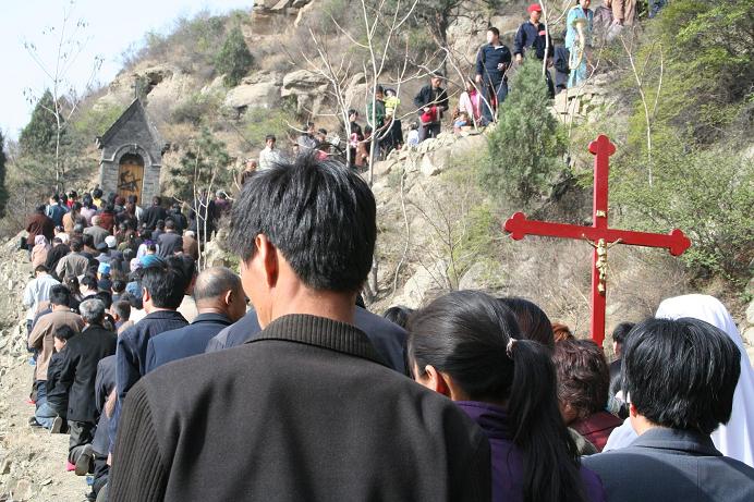 processione_cristiani_cina