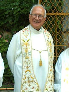 sacerdote_anziano