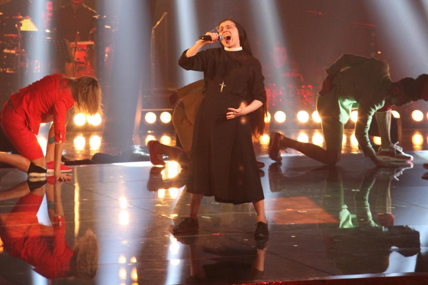 the-voice-valerio-jovine-suor-cristina-2